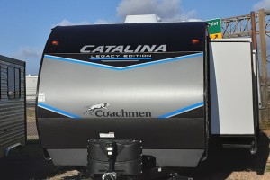 Used 2022 Coachmen Catalina Legacy 343BHTS Travel Trailer